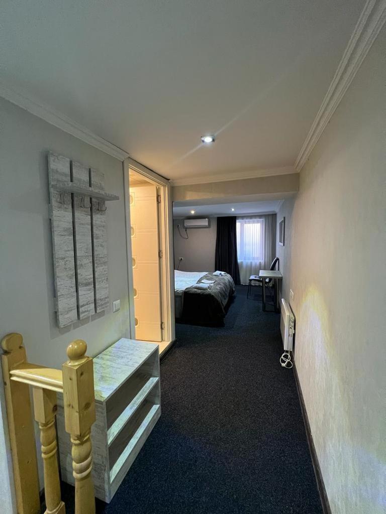 Elno Hotel Tbilisi ภายนอก รูปภาพ