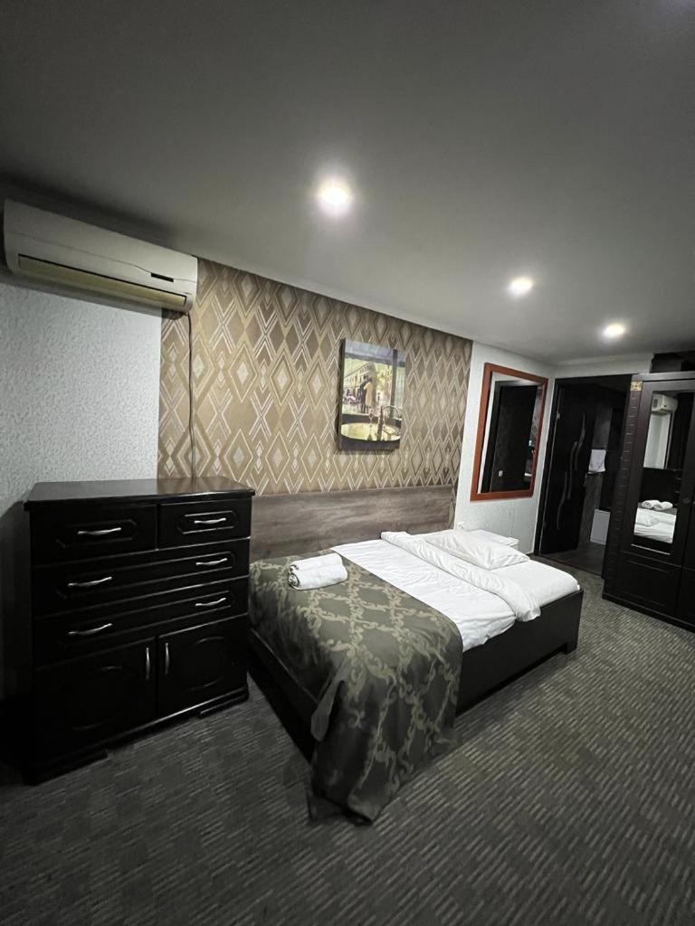 Elno Hotel Tbilisi ภายนอก รูปภาพ
