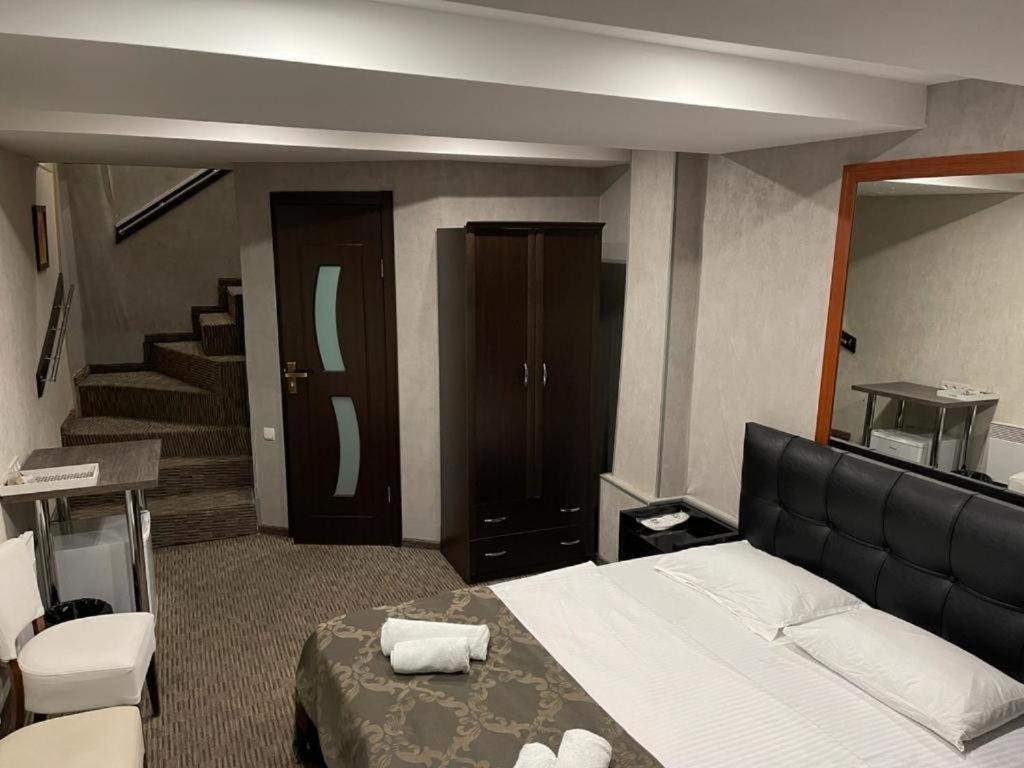 Elno Hotel Tbilisi ภายนอก รูปภาพ
