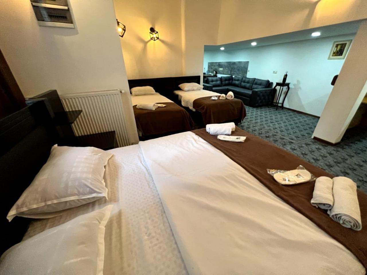 Elno Hotel Tbilisi ภายนอก รูปภาพ
